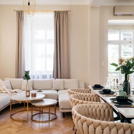 Old Town Oasis - Loftaffair Apartment Krakow Ngoại thất bức ảnh