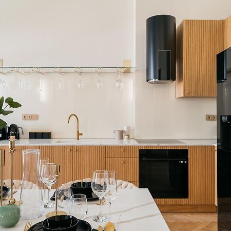 Old Town Oasis - Loftaffair Apartment Krakow Ngoại thất bức ảnh